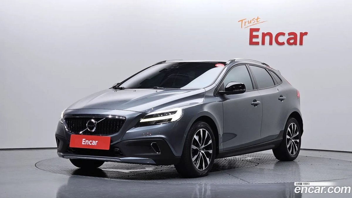 Volvo V40